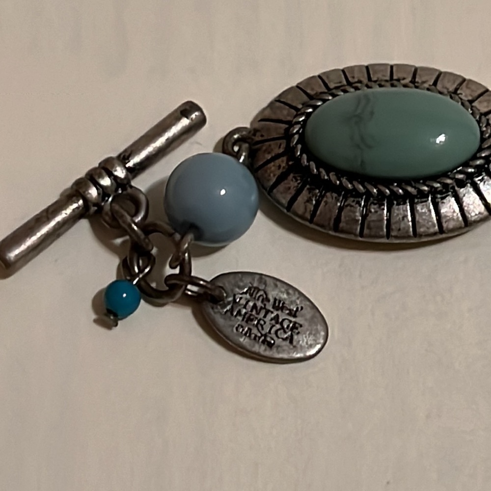 Beautiful American Vintage Bracelet - Picture 2 of 3